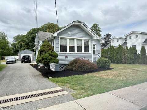 1017 Valley Rd, Wayne, NJ 07470