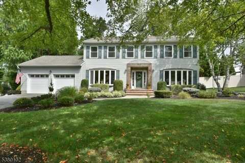 8 Wheeler Rd, Wayne, NJ 07470