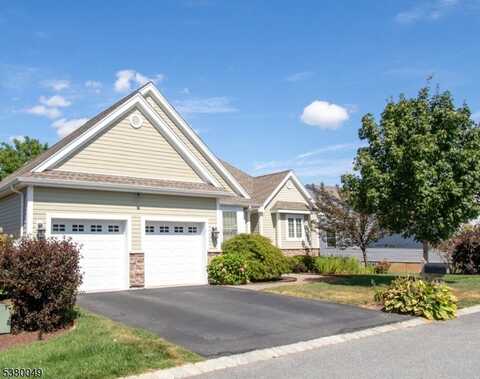 11 Coventry Rd, Hardyston, NJ 07419