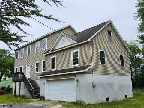 128 Big Piece Rd, Fairfield, NJ 07004