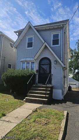 130 S Stiles St, Linden, NJ 07036