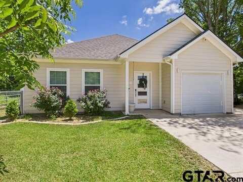 100 Winchester Circle, Gun Barrel City, TX 75156
