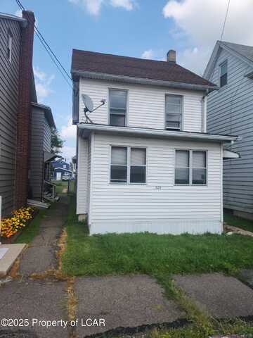 325 Ridge Street, Freeland, PA 18224