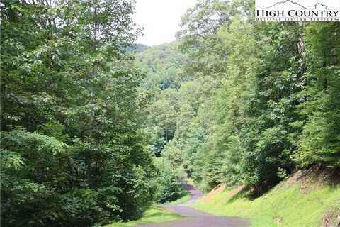 Tbd Elk Mountain Loop, Newland, NC 28657