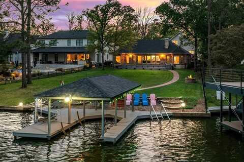 211 Beverly Dr, Malakoff, TX 75148