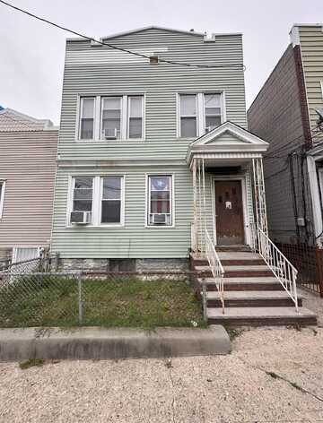 240 LINDEN AVE, Greenville, NJ 07305