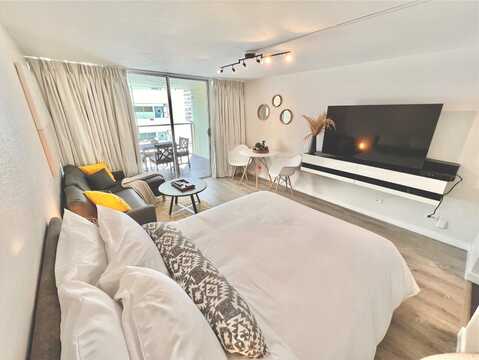 445 Seaside Avenue, Honolulu, HI 96815