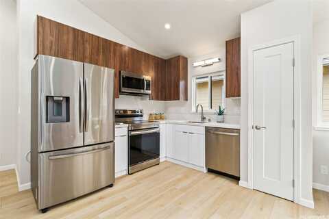 1729 Keeaumoku Street, Honolulu, HI 96822