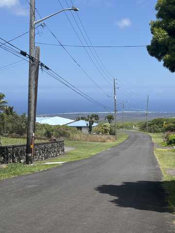 HAEHAE ST, Naalehu, HI 96772