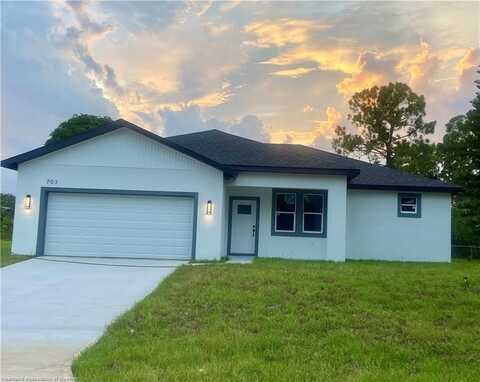 703 Aston-Martin Drive, Sebring, FL 33872
