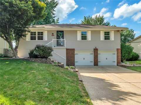 1923 SW 5TH Street, Lees Summit, MO 64081