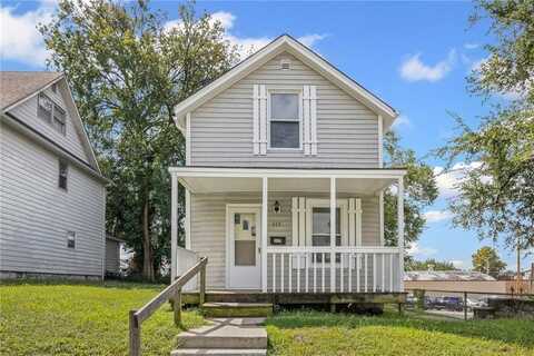 317 Miami Street, Leavenworth, KS 66048