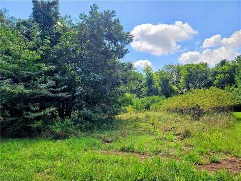 26 Arkansas Drive, Linn Valley, KS 66040