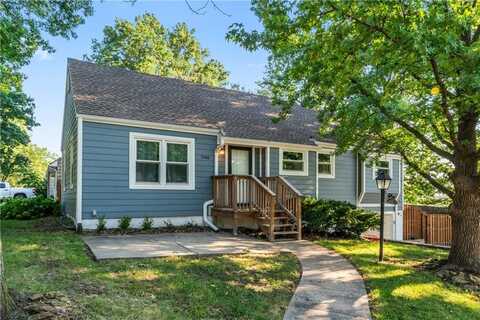 5006 W 50th Terrace, Roeland Park, KS 66205