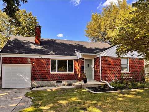 710 E 73rd Street, Kansas City, MO 64131