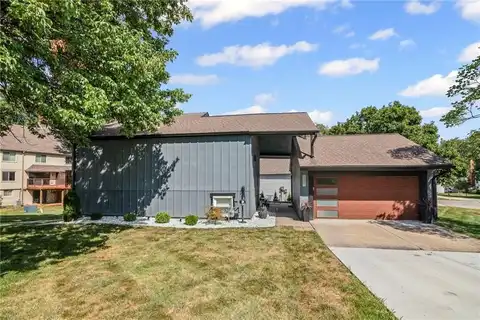 8307 N Chatham Avenue, Kansas City, MO 64151