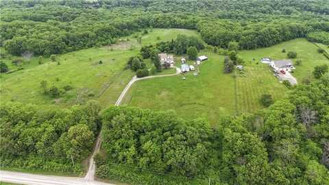 22416 McIntyre Road, Leavenworth, KS 66048