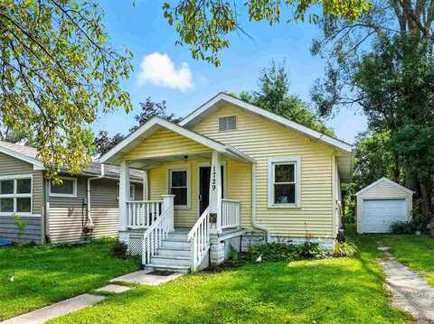 1729 F St, Iowa City, IA 52240