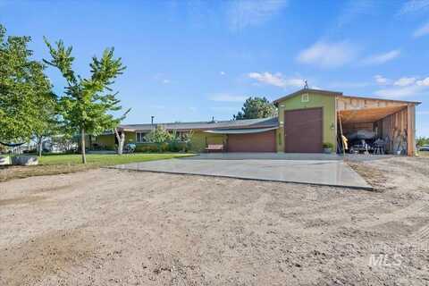 1153 N Big Tree Ln, Kuna, ID 83634