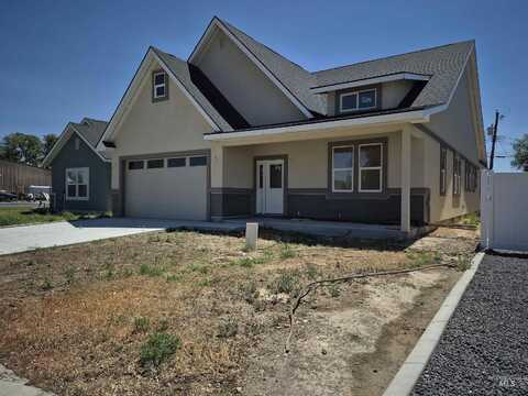 805 4th Ave W, Twin Falls, ID 83301