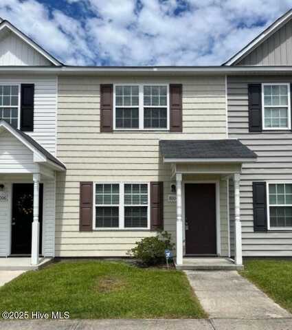 8004 Banister Loop, Jacksonville, NC 28546