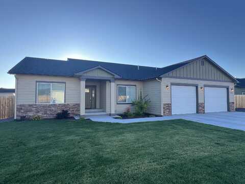 3732 La Habra Way, Klamath Falls, OR 97603