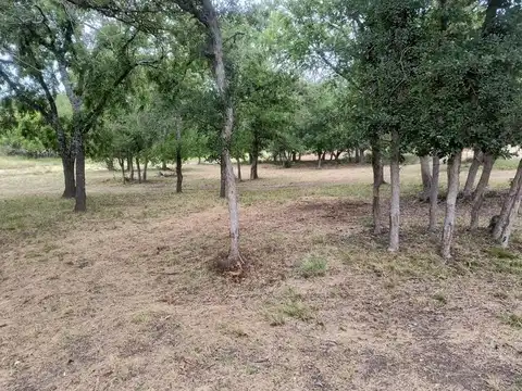 2210 Stoneledge Dr, Kerrville, TX 78028