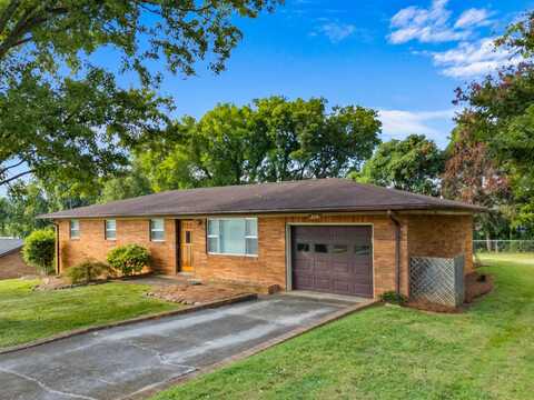 209 Pocahontas Street, Newport, TN 37821
