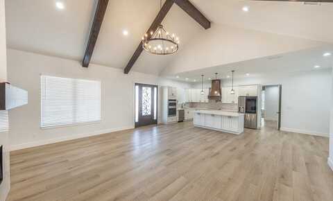6894 Brody Road, Lubbock, TX 79407