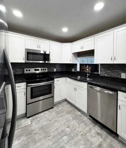 404 Bainbridge Court, Lexington, KY 40509