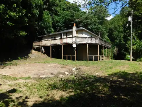 177 Cane Mill Branch, Evarts, KY 40828