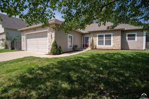 214 Hillside Drive, Baldwin City, KS 66006