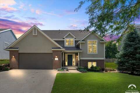 1114 Kanza Drive, Lawrence, KS 66049