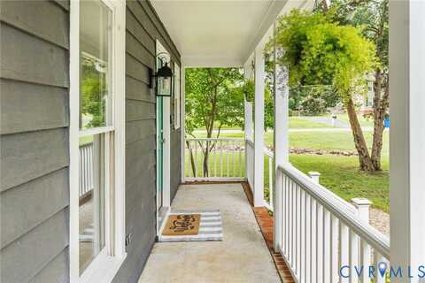 9421 Aynhoe Ln, Mechanicsville, VA 23116