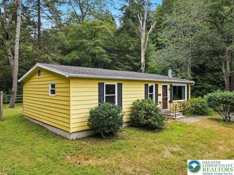 3633 Fairyland Road, Franklin, PA 18235