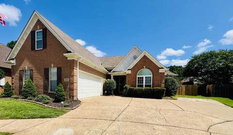 984 E NESTING WOOD, Memphis, TN 38018