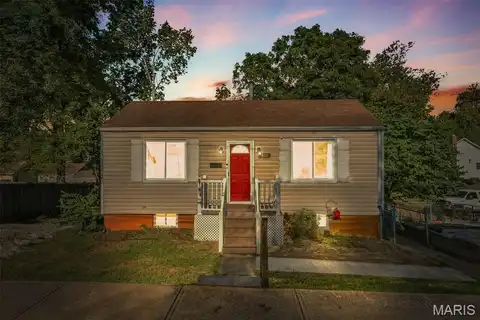411 Moore Street, Festus, MO 63028
