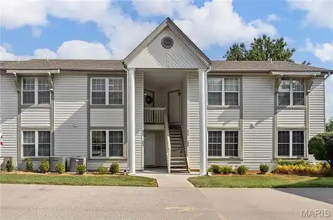 686 Sugar Trail Court, Saint Peters, MO 63376