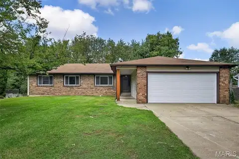 1351 Brandywine Lane, Saint Peters, MO 63376