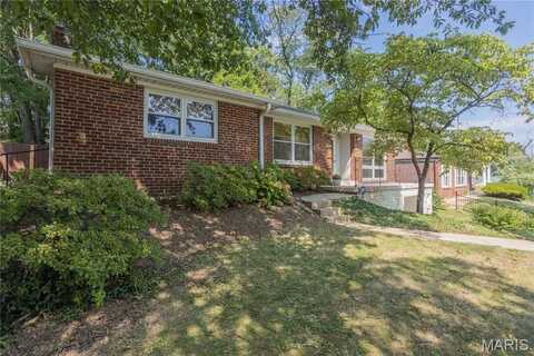 8780 W Kingsbury Avenue, Saint Louis, MO 63124