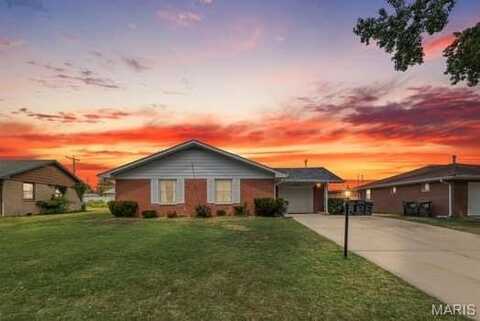 203 Meckfessel Drive, Fairview Heights, IL 62208