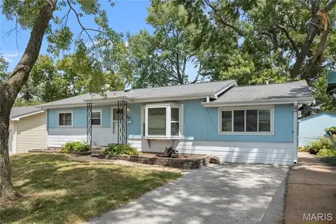 707 Village Square Drive, Saint Louis, MO 63042