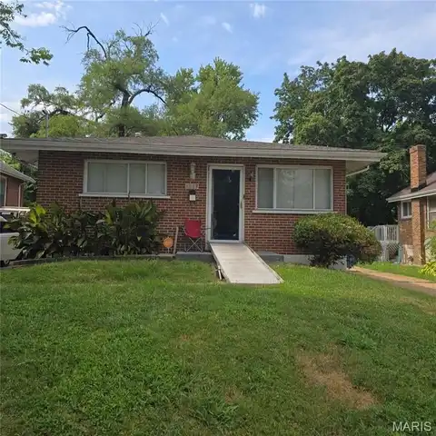 8817 Clifton Avenue, Jennings, MO 63136