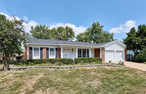 5443 Langsworth Drive, Saint Louis, MO 63129