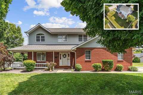 200 Saint Sabre Drive, Belleville, IL 62226