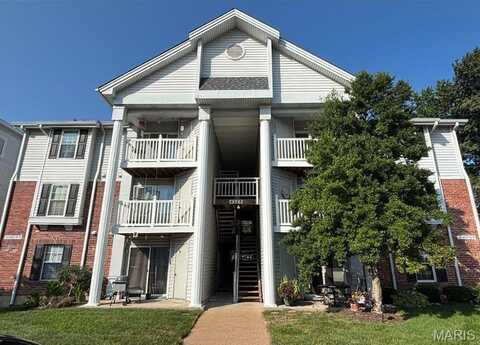 4325 Arrow Tree Drive, Saint Louis, MO 63128
