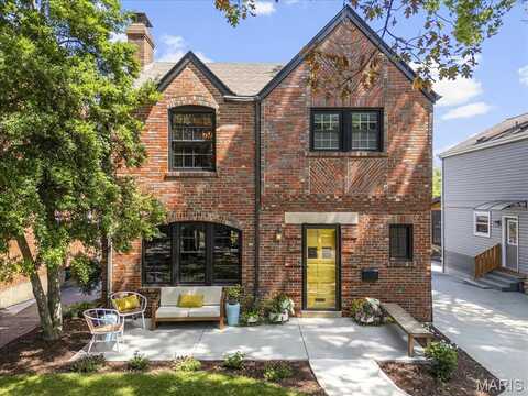 7839 Stanford Avenue, University City, MO 63130