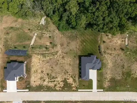564 Legacy Drive, Waterloo, IL 62298