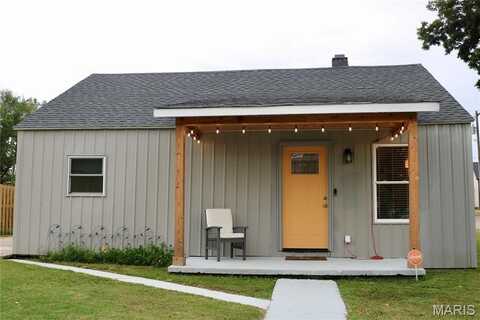 325 Daniel Street, Sikeston, MO 63801