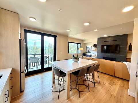 720 Village Drive unit: 301, Donnelly, ID 83615